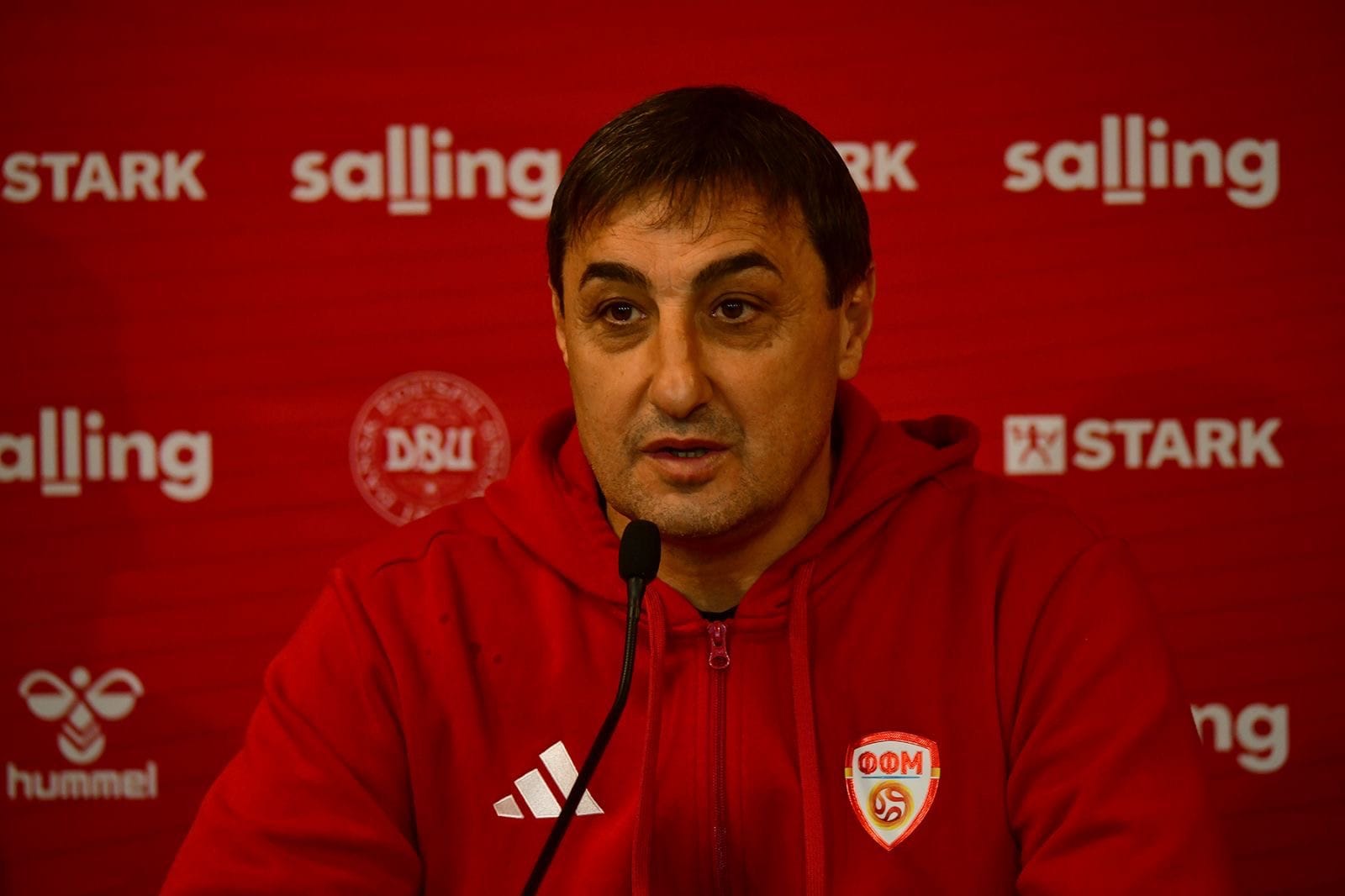 Седлоски и Барди: Фокус, верба и заедништво пред дуелот со Данска